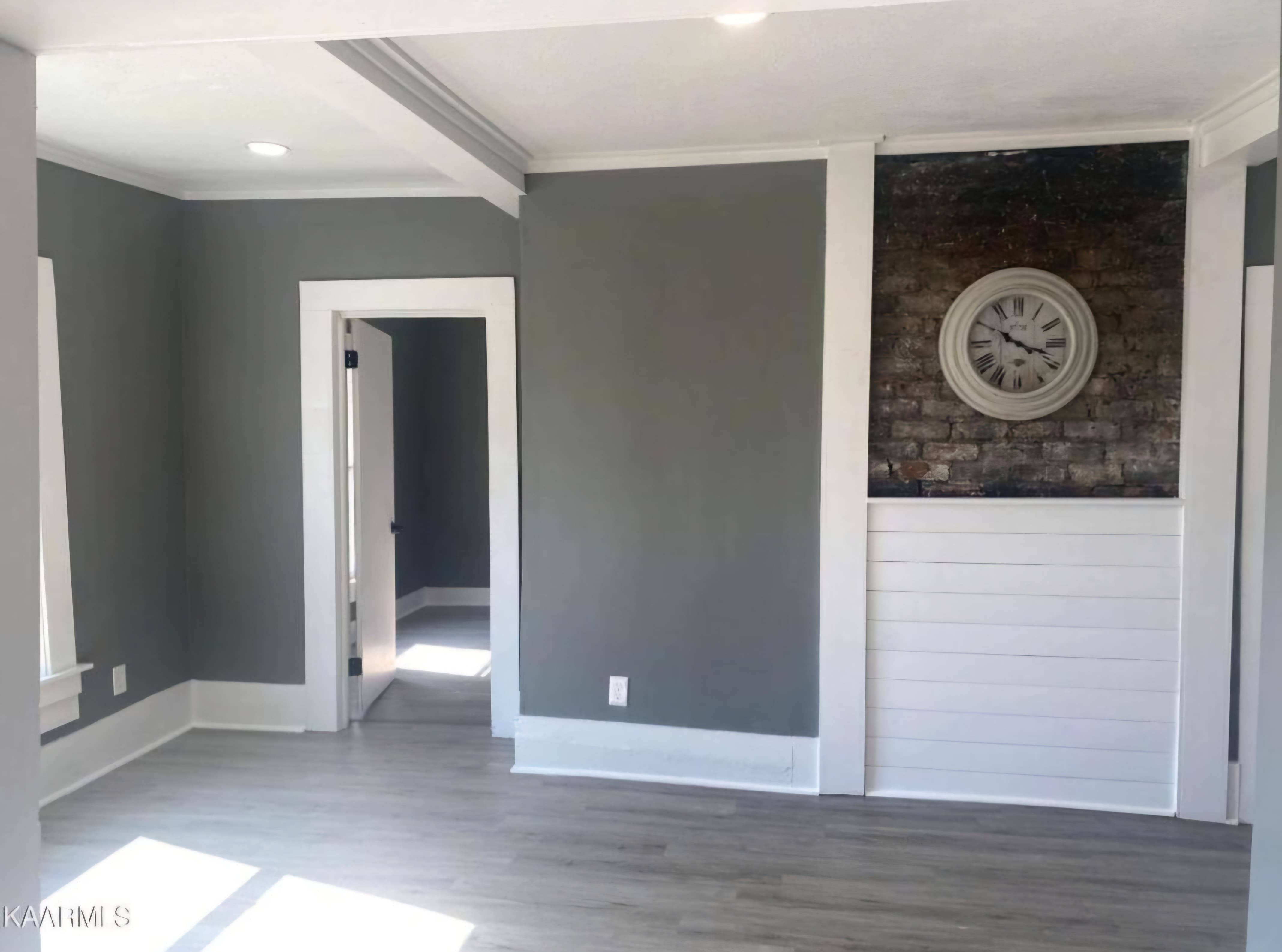 206 Ferry Street – photo 1