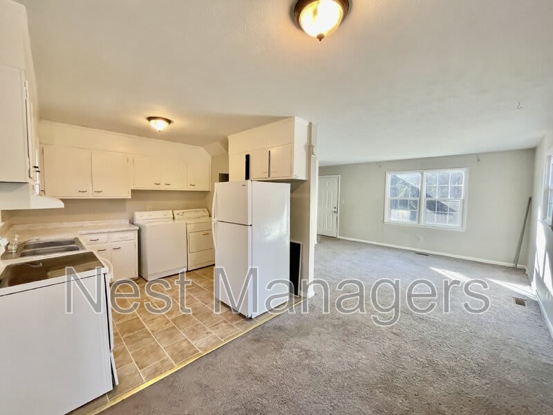 830 Pilot Avenue – photo 5