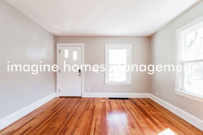 4270 Redmont Avenue – photo 3