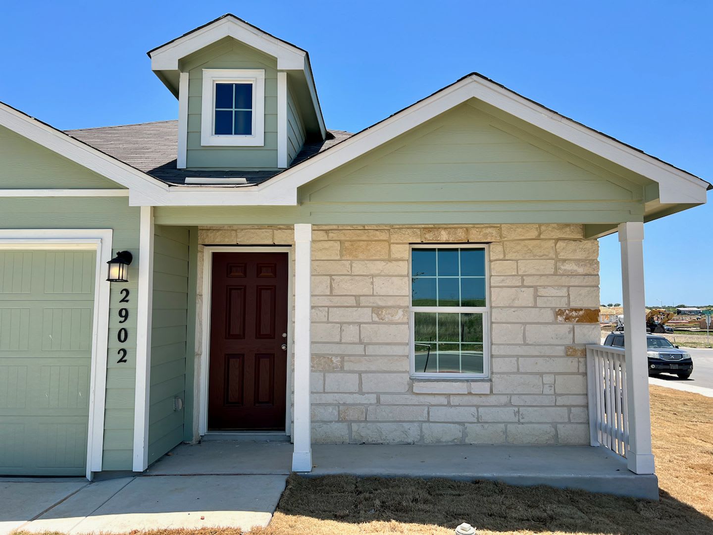 Awesome 4 Bed / 2 Bath – photo 3