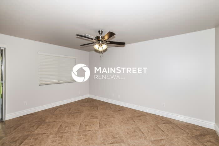 11216 West College Drive – photo 5