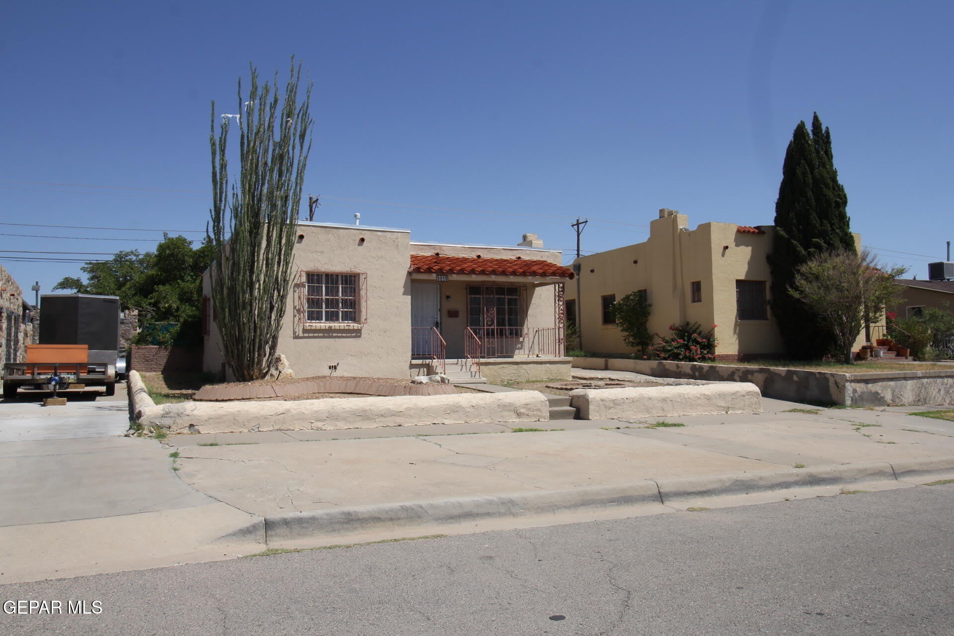 3315 SACRAMENTO Avenue – photo 3