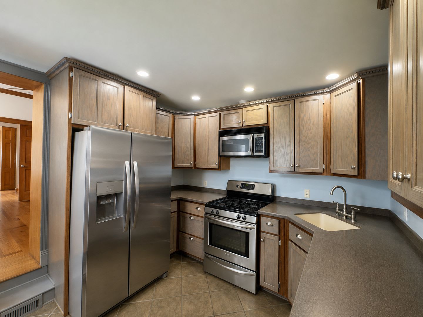 Charming 2BD/2.5BA Townhome in South Baltimore, MD! – photo 5