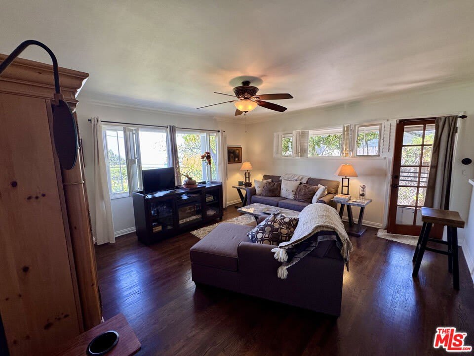 7756 Torreyson Dr. – photo 5