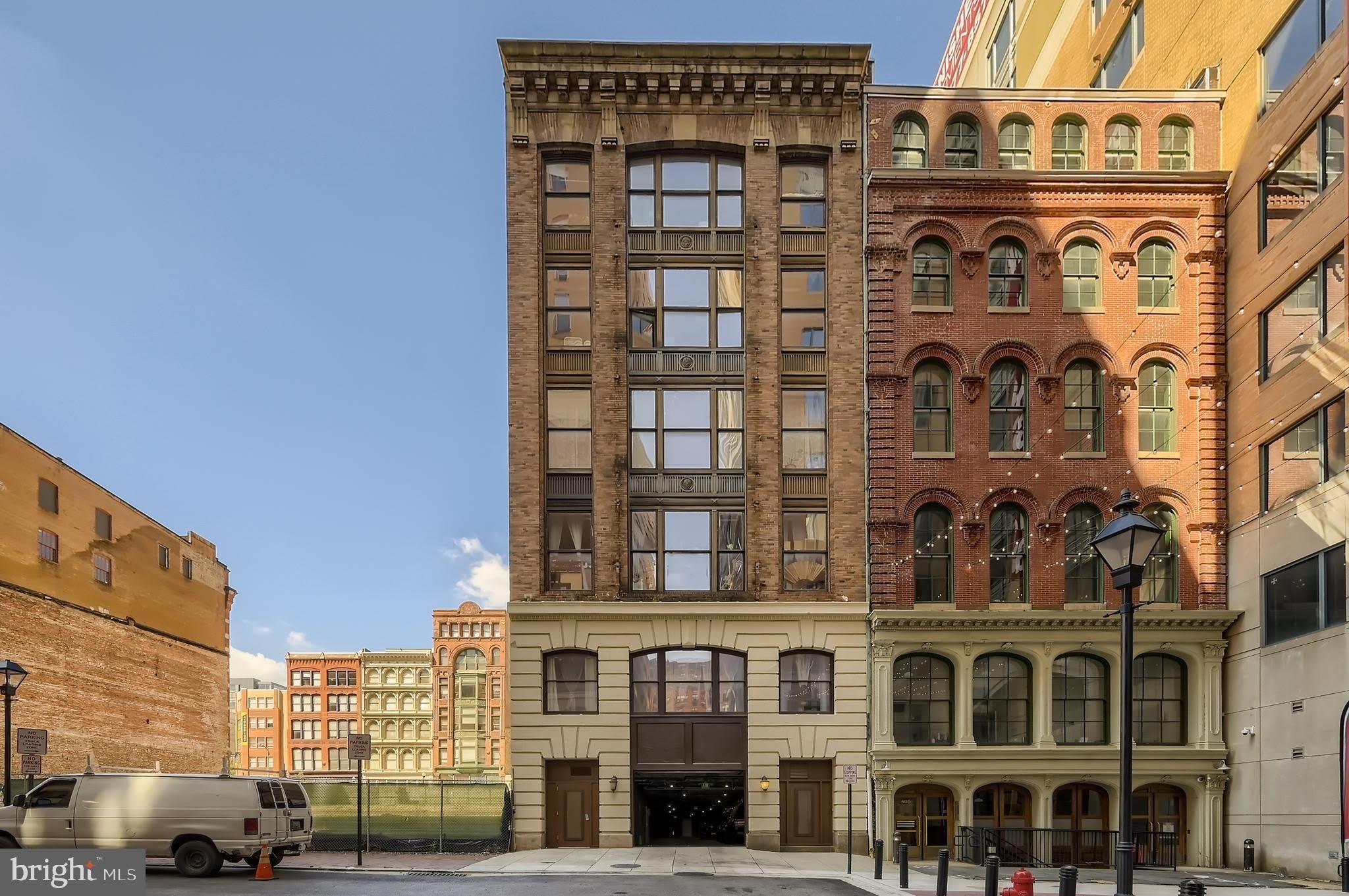 311 W BALTIMORE Street – photo 1