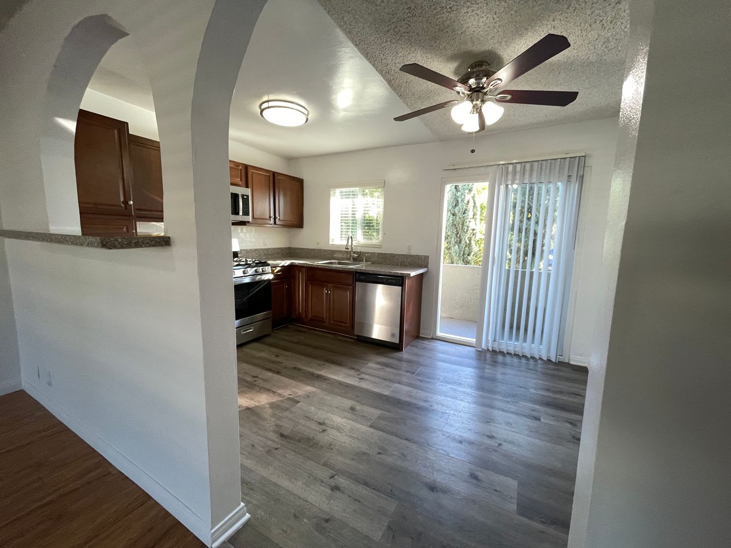 271 Parke St. – photo 3