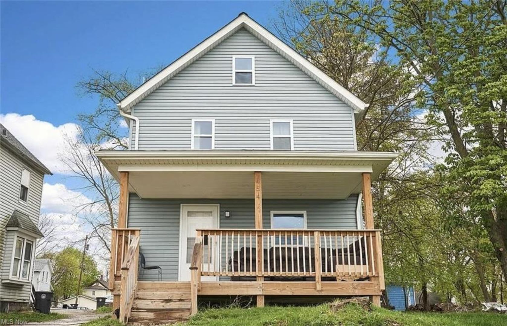 454 Kling Street – photo 1