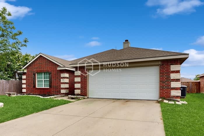 2908 Mockingbird Street – photo 4