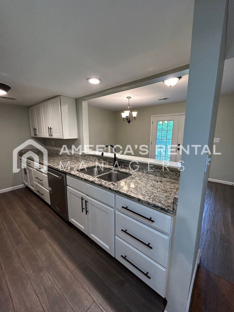 Deposit Pending Beautifully Remodeled Home For Rent In Grayson Valley View With 48 Hours Notice – photo 5