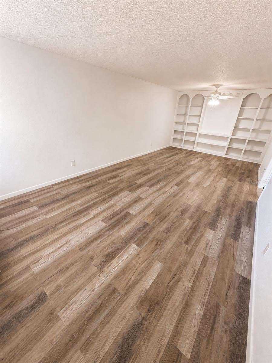 420-420 MILLS Street – photo 2