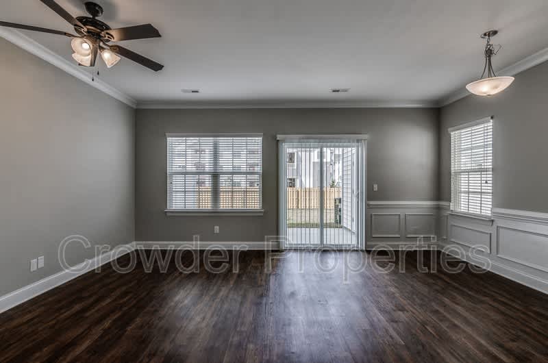 362 Halton Crossing Dr – photo 2