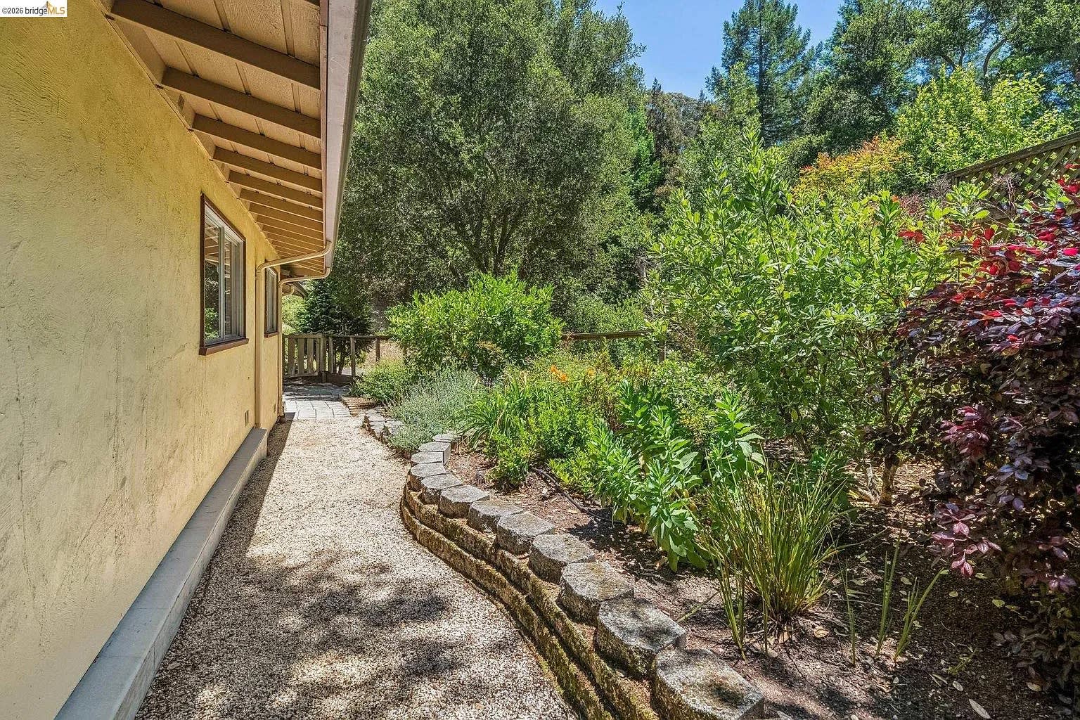 7200 Saroni Drive – photo 5