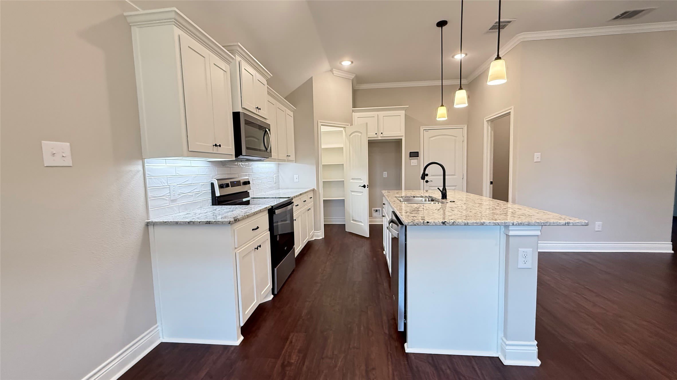 704 Ransom Way – photo 5
