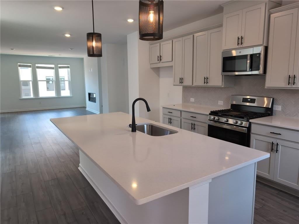 100 Holt Lane – photo 5
