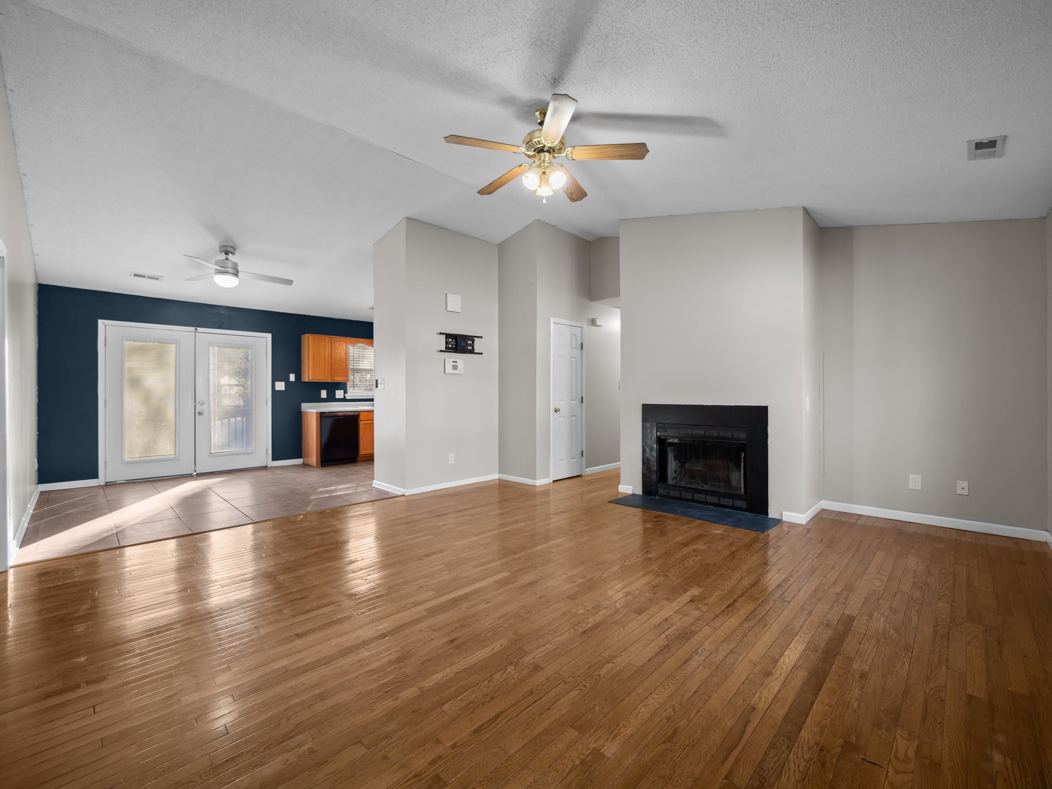 218 Winterberry Court – photo 2