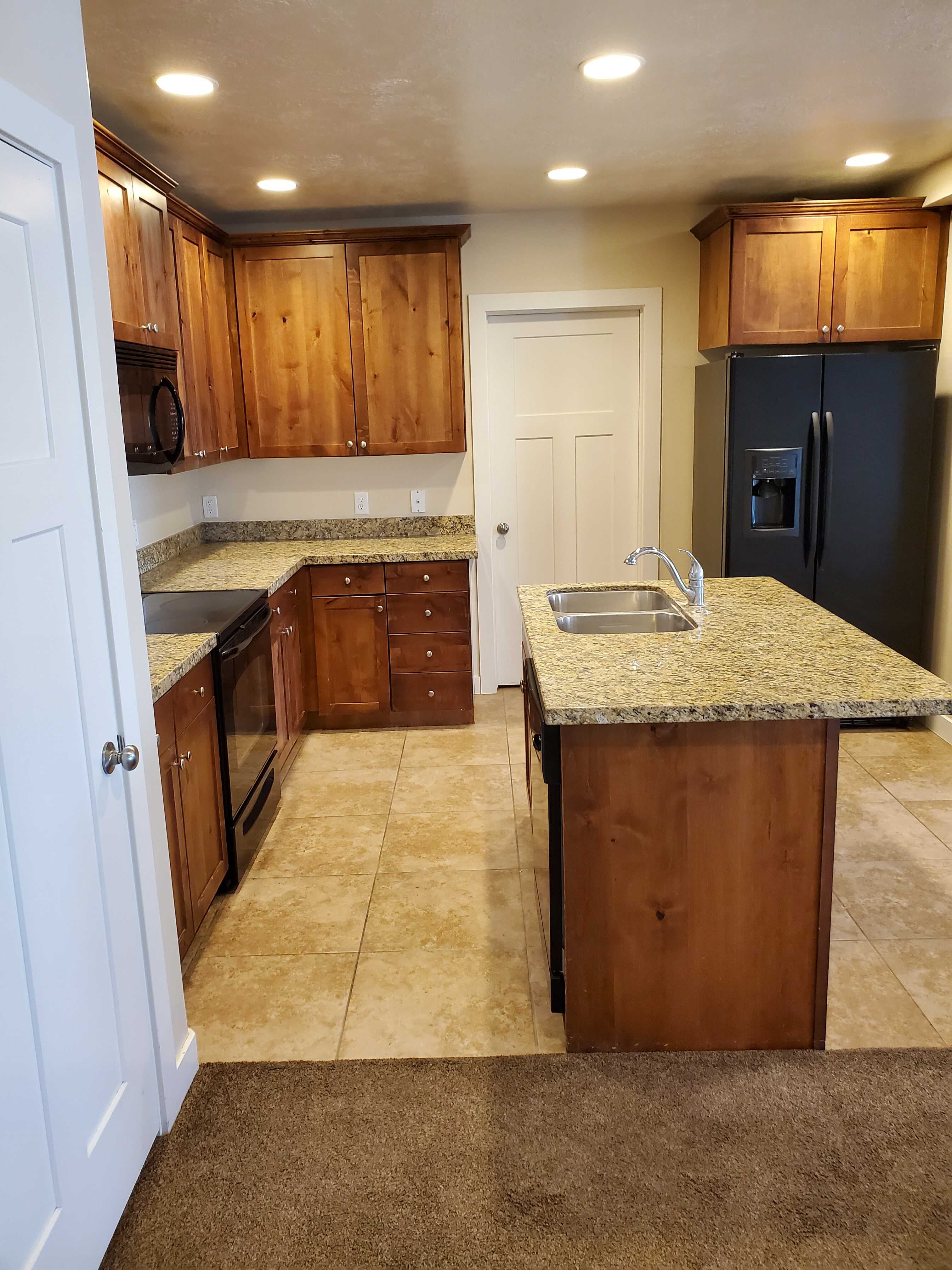 180 South Main Street – photo 2
