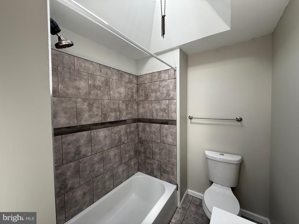567 VAN KIRK STREET – photo 5