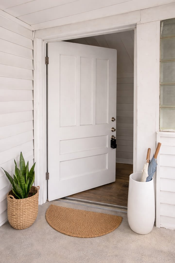 Cozy 1-Bed, 1-Bath Studio– Comfort and Charm in Every Corner – photo 5