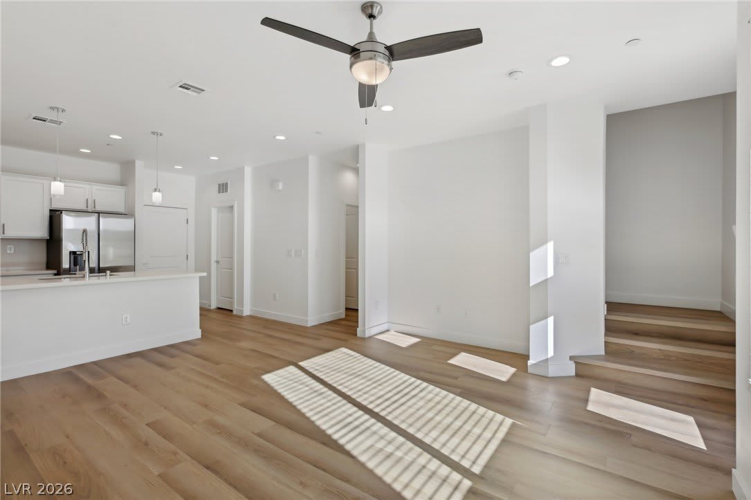 10547 Prospering Valley Way – photo 2