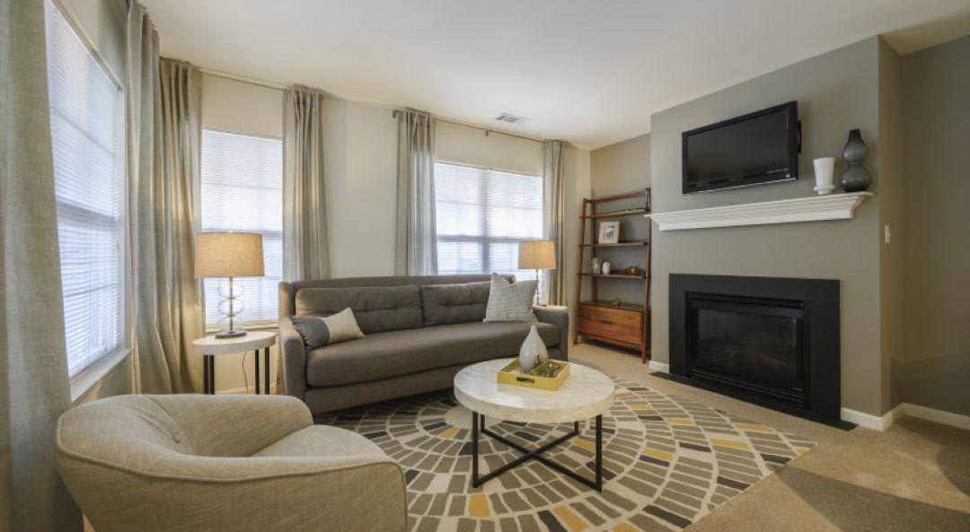 492 Boston Post Road – photo 4