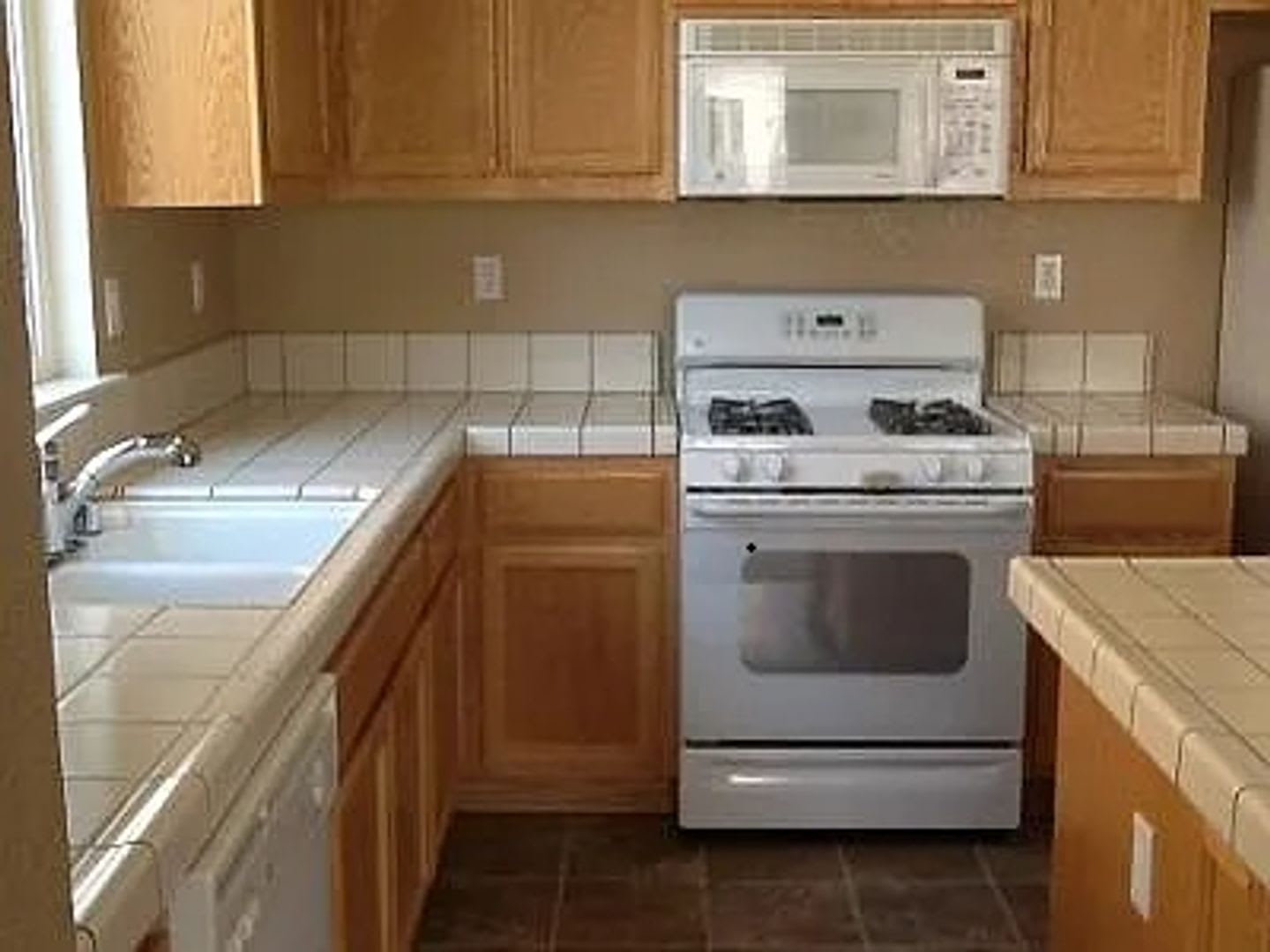 Two Weeks Free Special 3 Bedroom 2 Bath House – photo 3