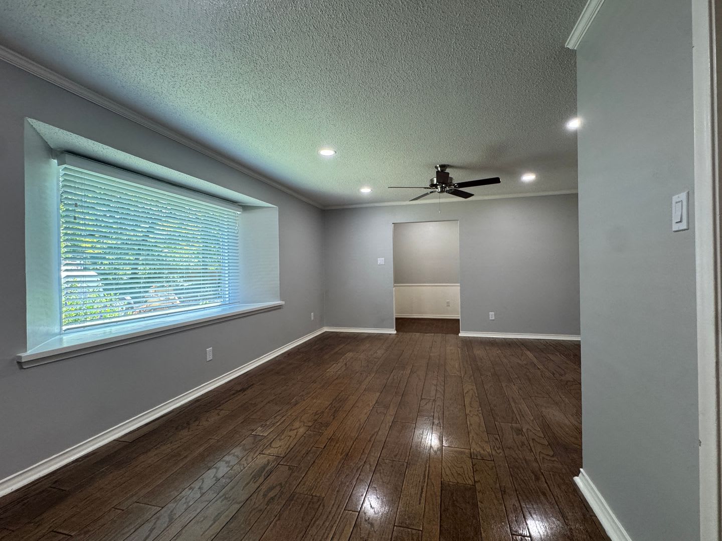 1825 Courtney Dr. – photo 5
