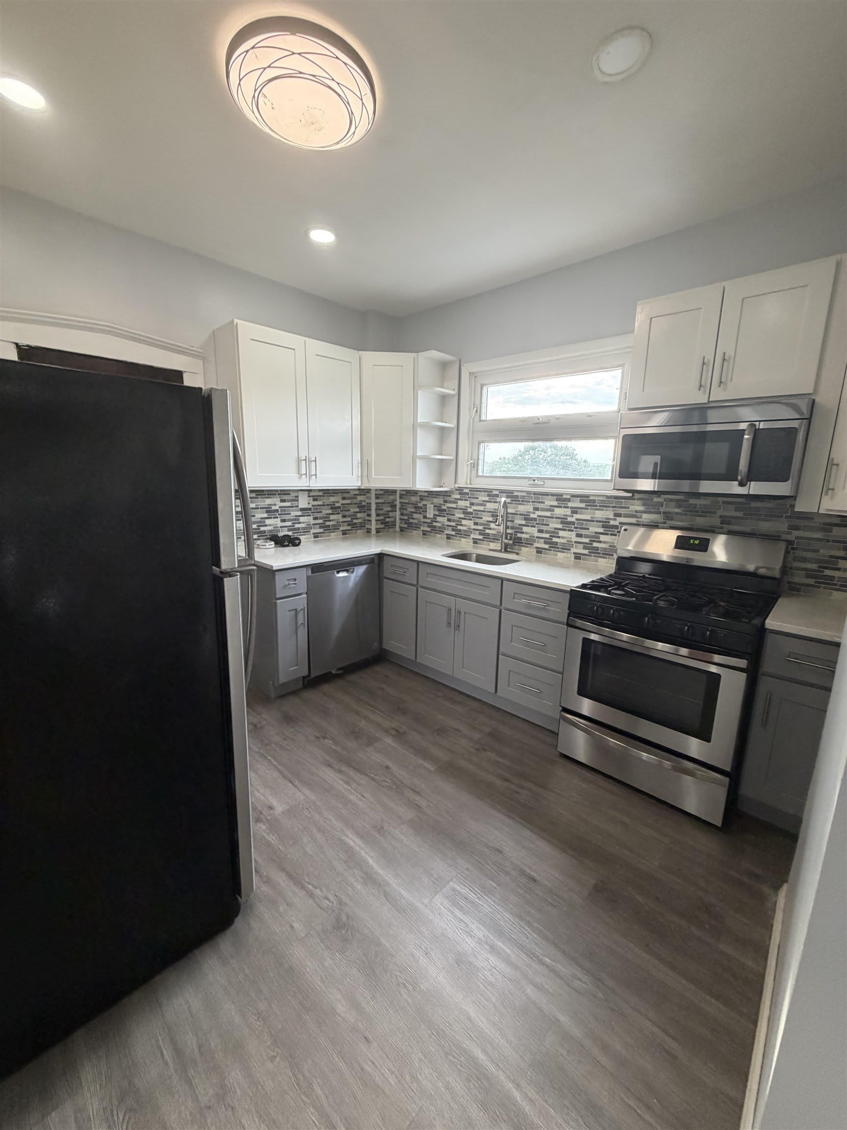30 MAGNOLIA AVE – photo 4