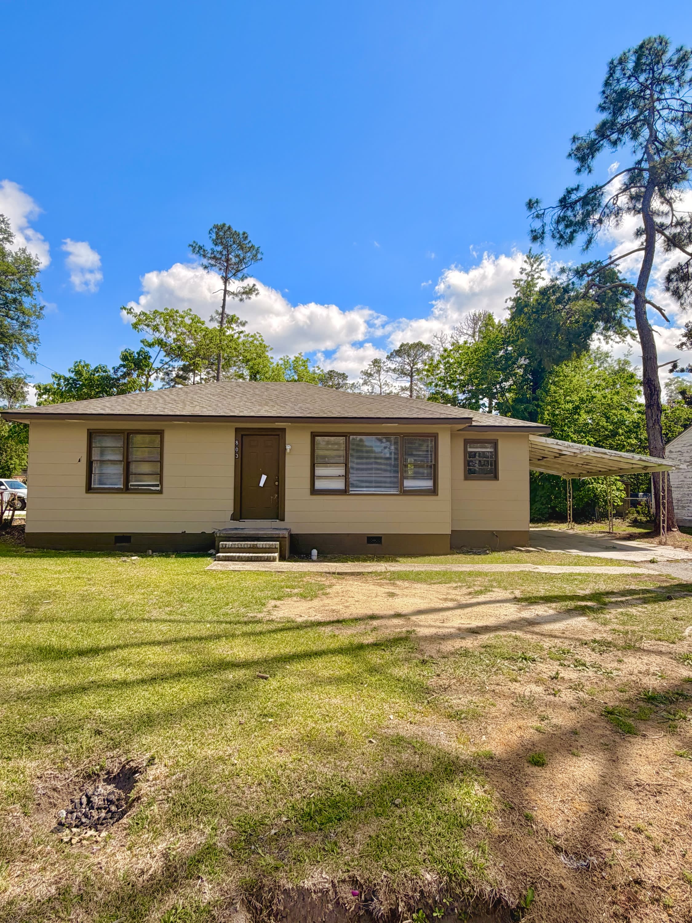 803 Lausanne Drive – photo 2