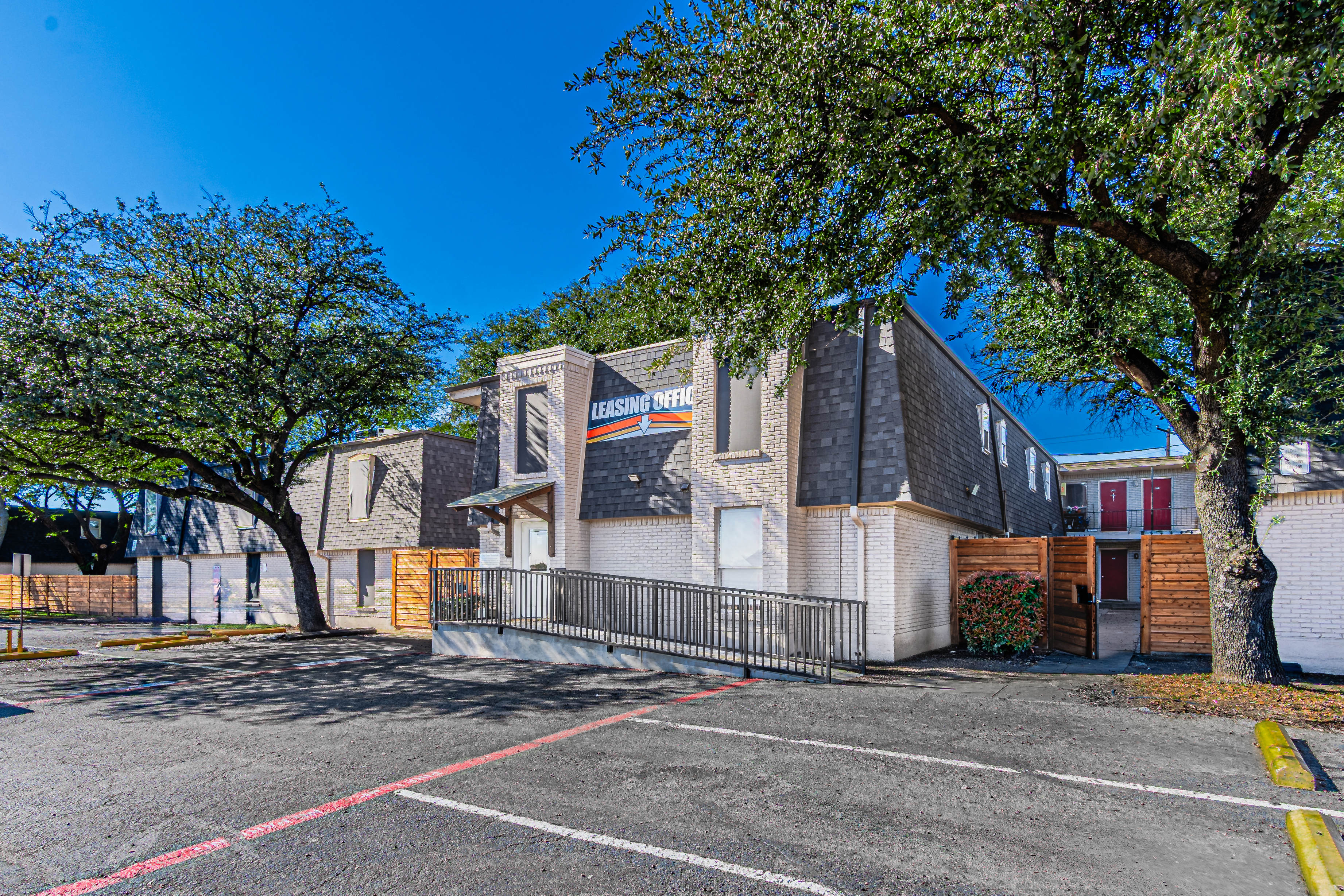 Morningside Apartments – photo 1