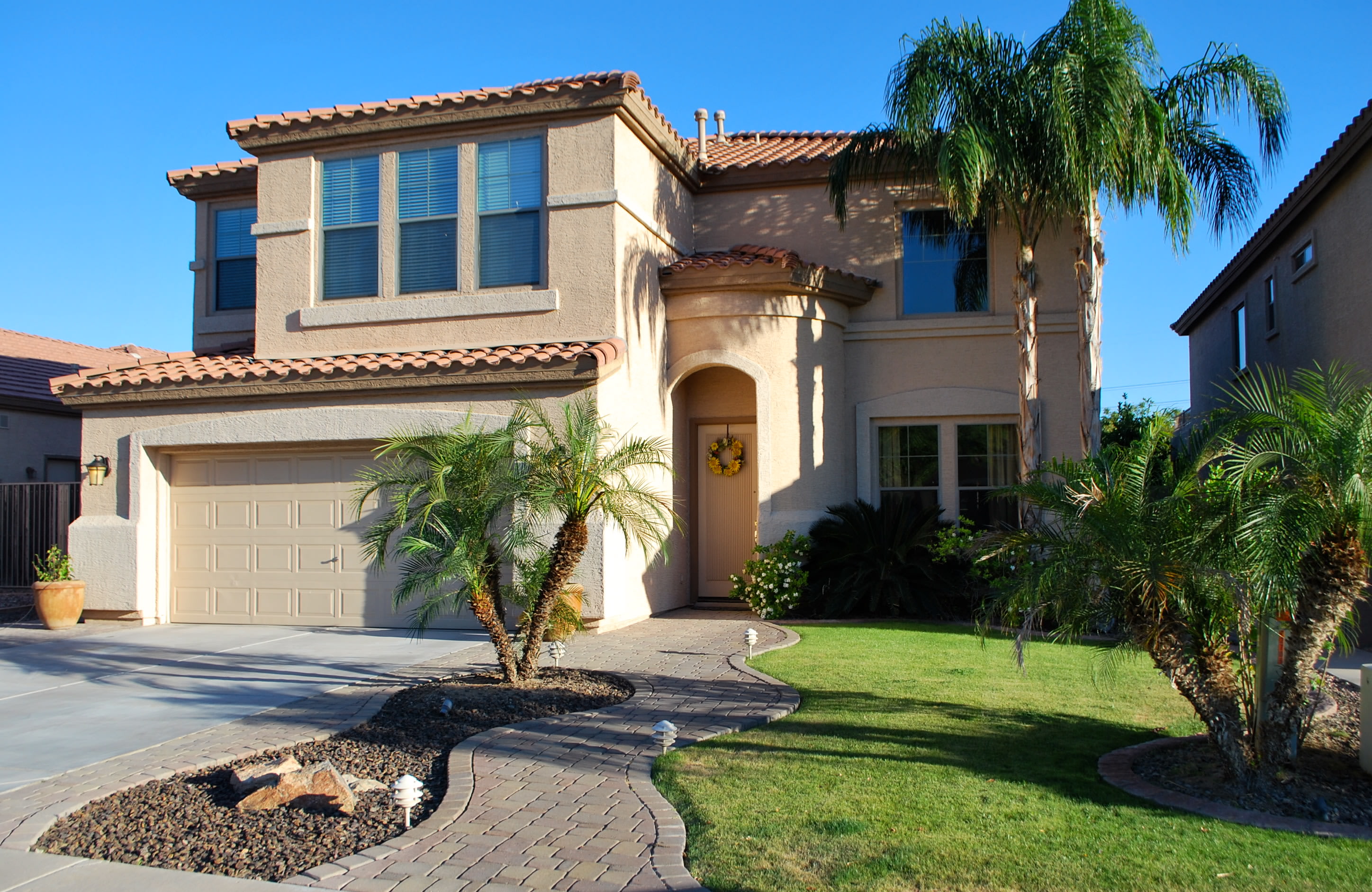 2705 W Redwood Ln – photo 1