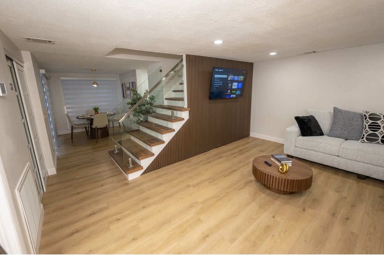 6820 Fountain Avenue – photo 4