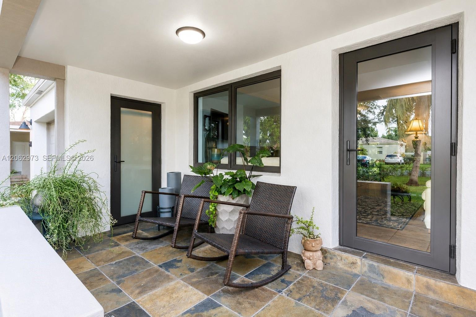 633 Mokena Drive – photo 3