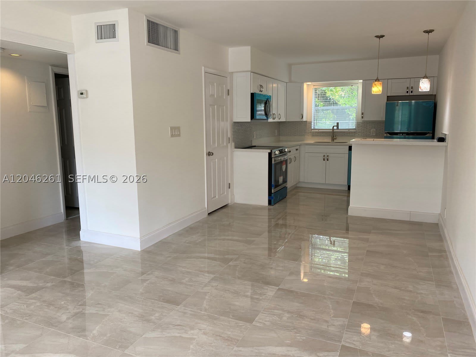 601 SE 5th Ct – photo 4