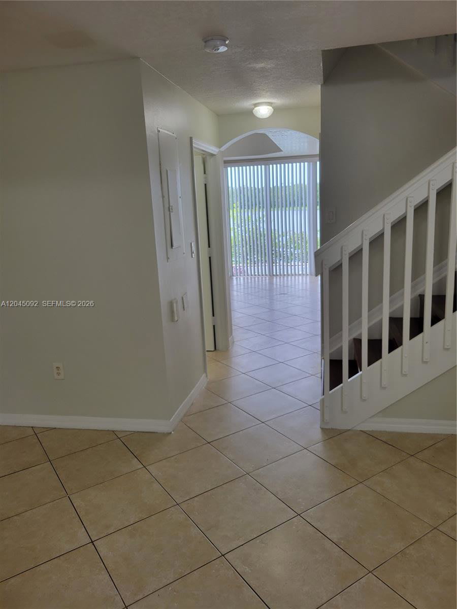 10691 Southwest 6th Street – photo 4