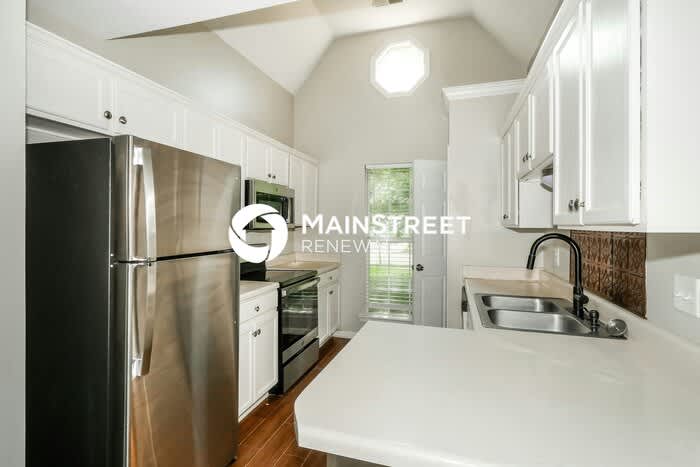 1424 Marhill Cove – photo 2