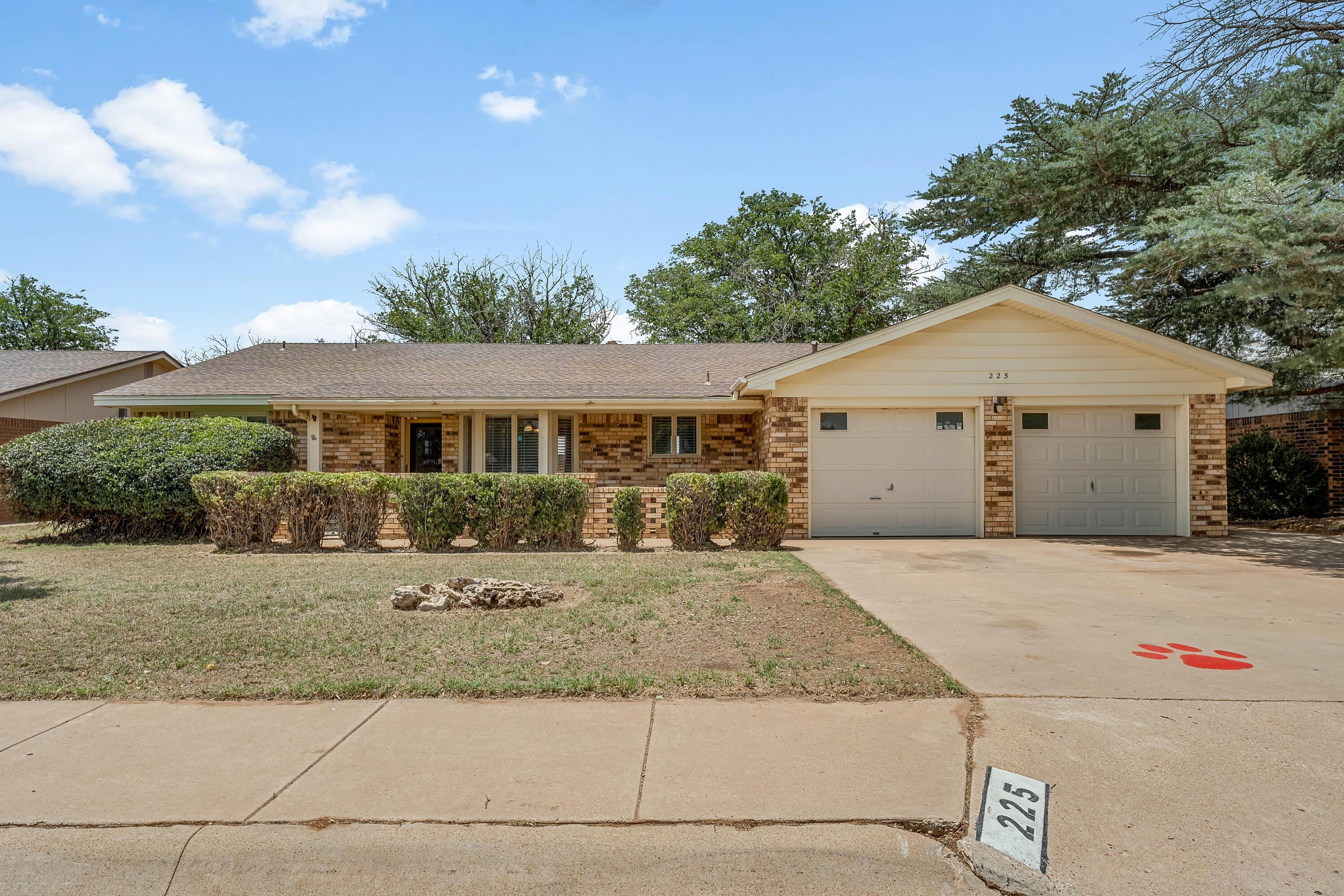 225 N Terry Drive – photo 1