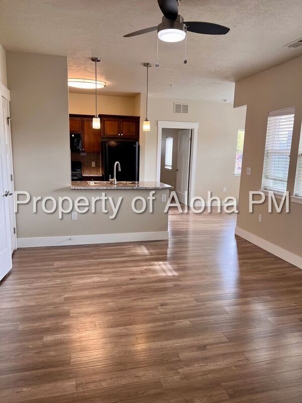 3558 E. Grand Forest Dr. – photo 2
