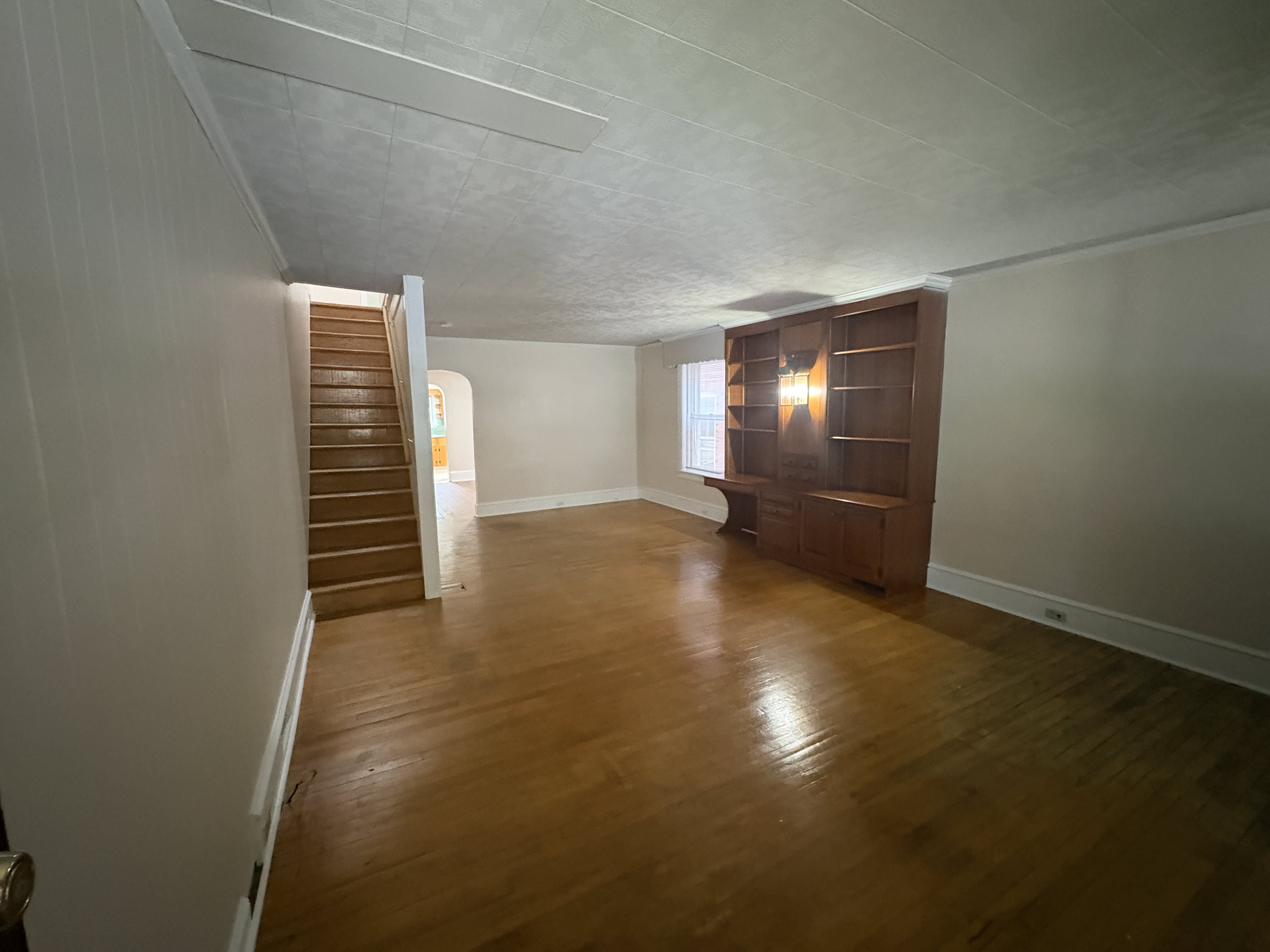 343 Charles St – photo 2
