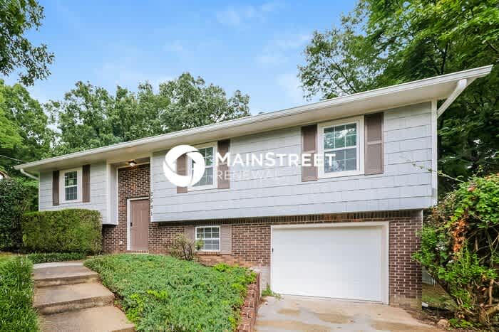 2551 Janice Circle Northeast – photo 2