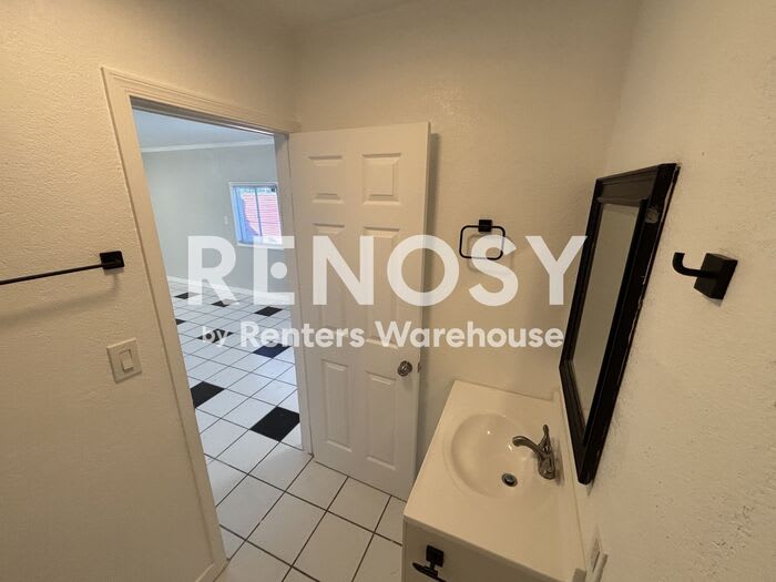 2818 West Heatherbrae Drive – photo 3