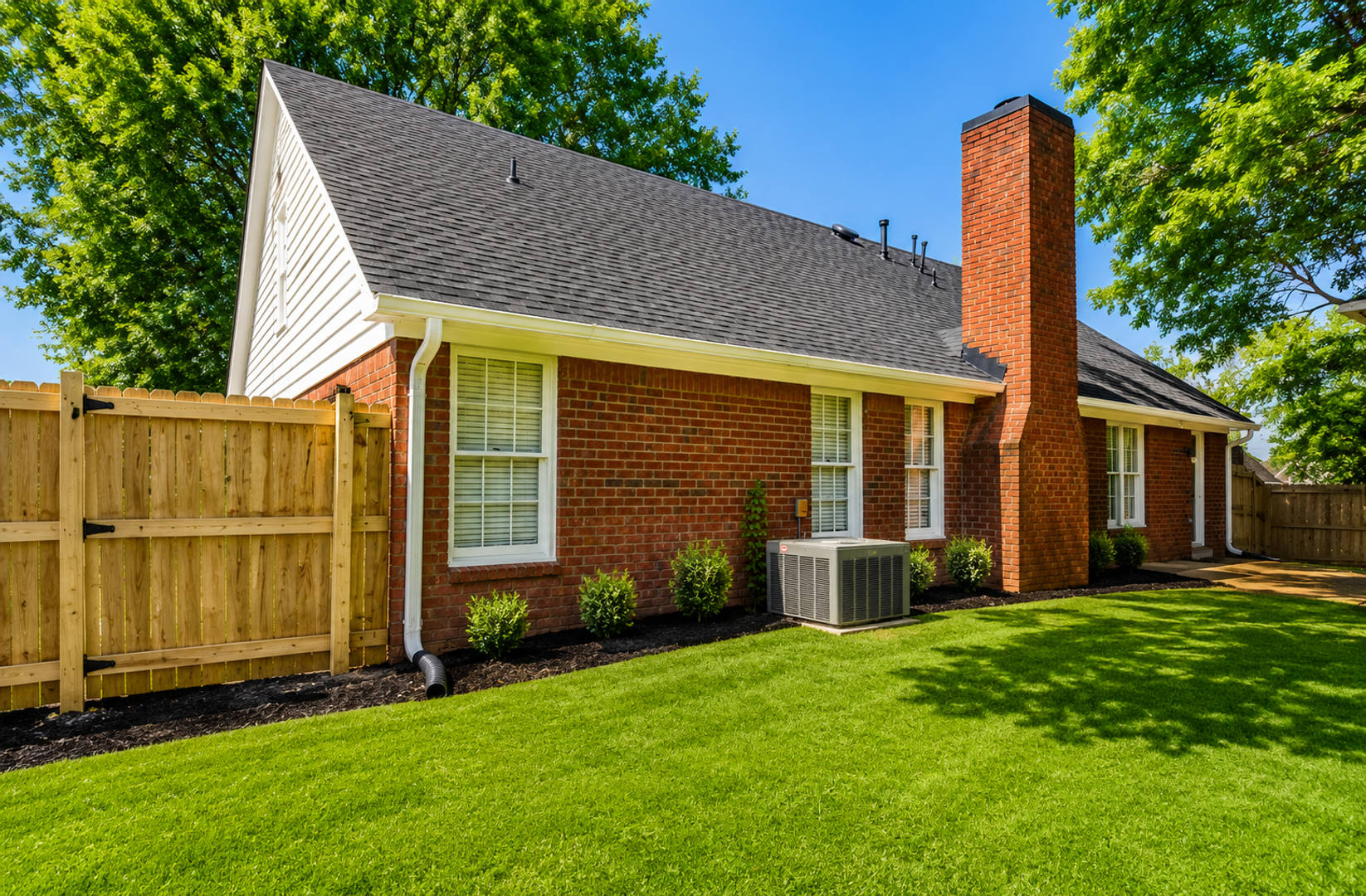 8483 Timber Creek Drive – photo 3
