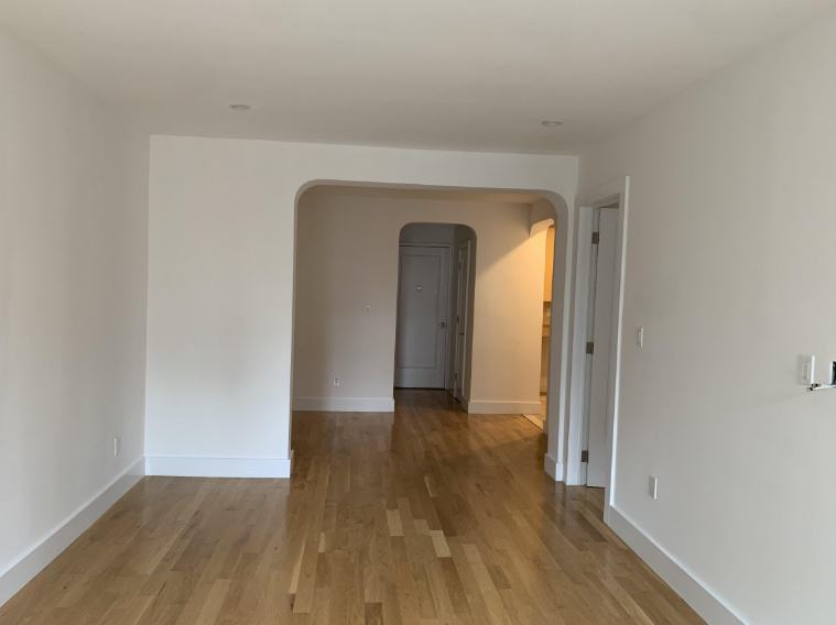 332 E 63rd St – photo 4