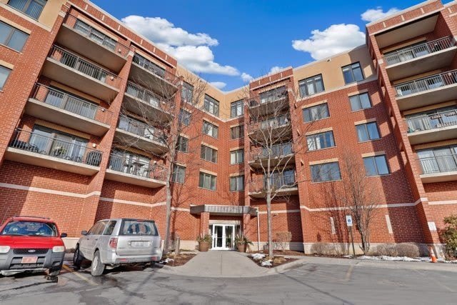 225 Main Street – photo 1
