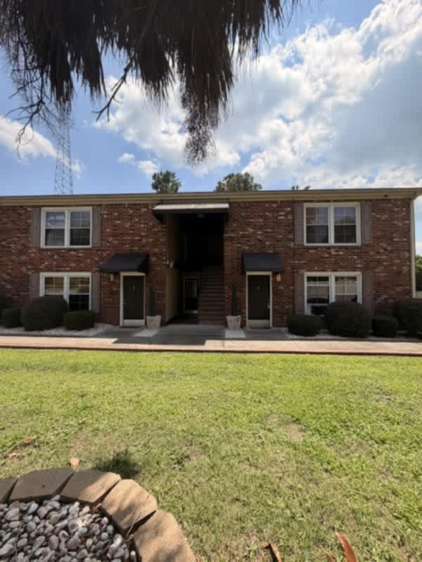 801 Eastmont Drive #102 – photo 2