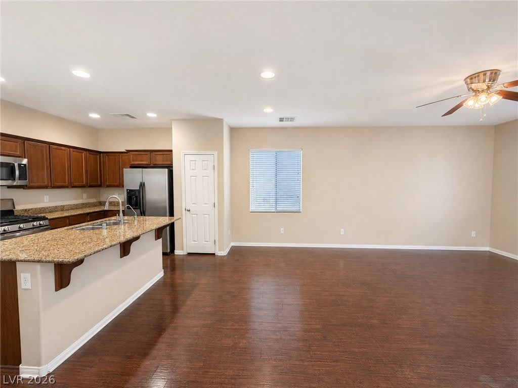 8371 Stillhouse Court – photo 3