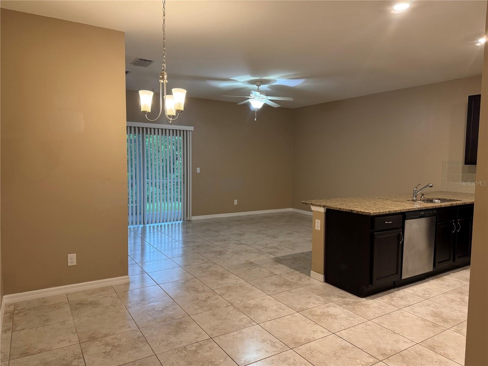 26077 SANDHILL Boulevard – photo 3