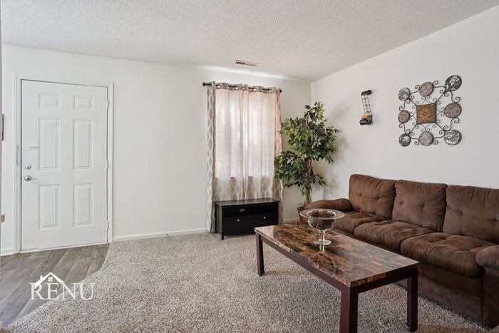 504 Michael Street – photo 4
