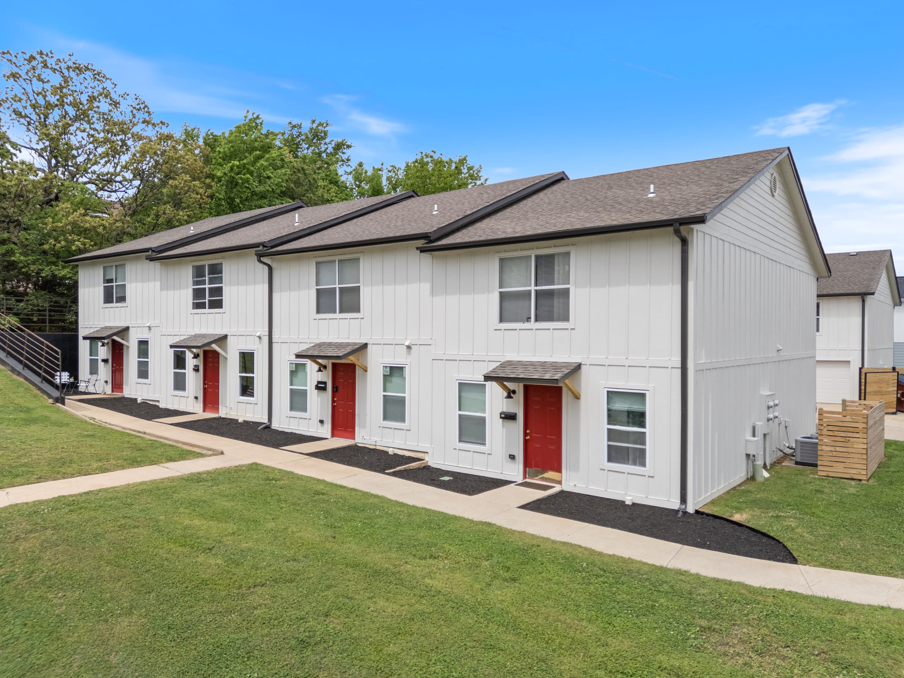 829 Oakland Avenue 1 – photo 1