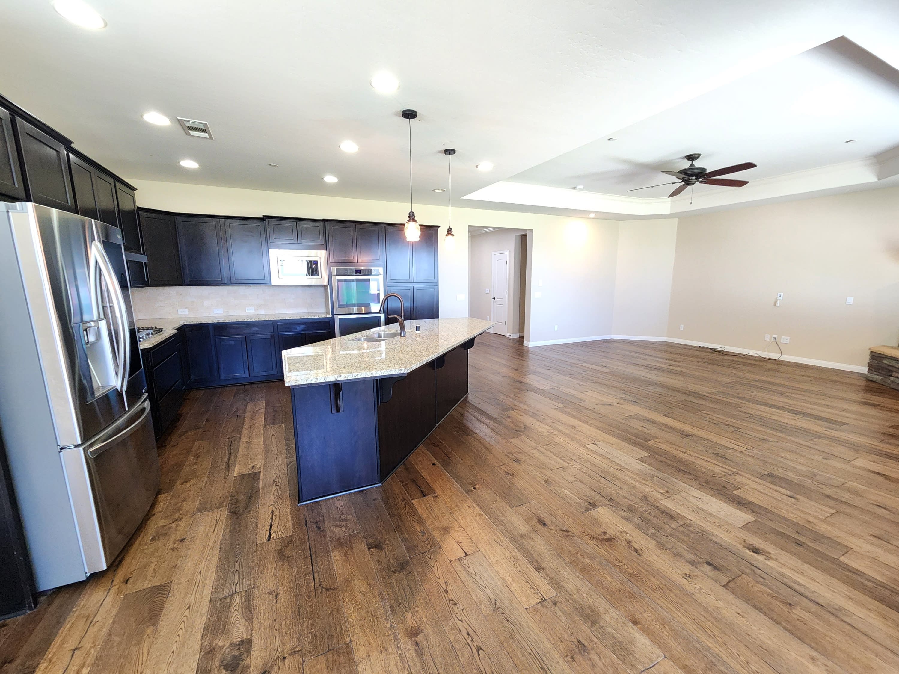 2611 Barrowby Street – photo 5