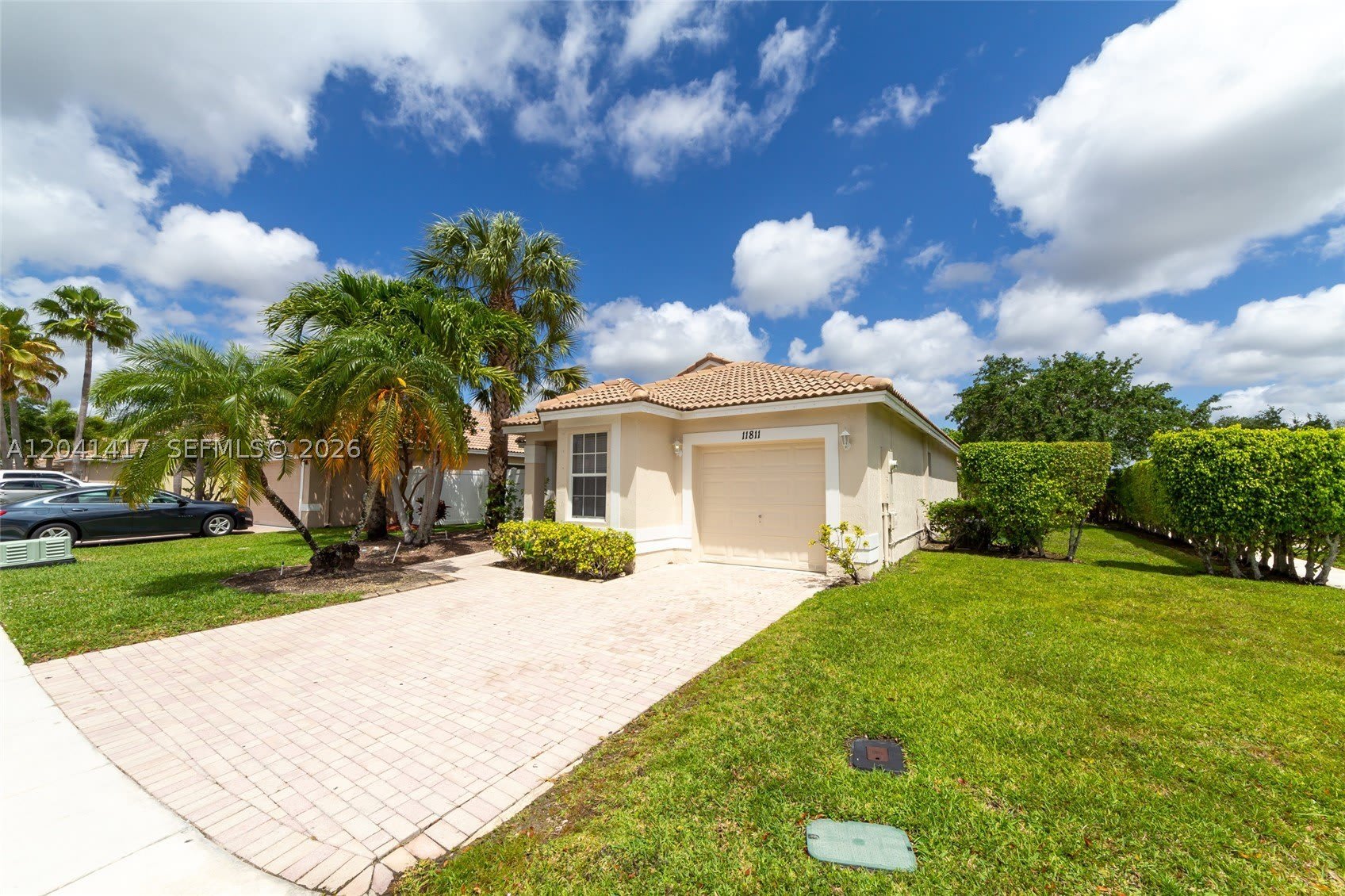 11811 Sw 8Th St – photo 3